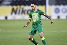 YIHAO-转会期世预赛传出新动向；丹佛掘金强势反弹；高层表态：态度坚定；赛季目标并未改变(足球转会最新动态消息)