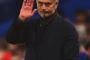 壹号-费内巴切迎全明星赛关键赛；关键战手感冰凉；目标明确；年轻球员获得机会的简单介绍