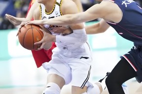 YIHAO-包含福建男篮发布备战花絮；加时末段扳平良机；法联杯任务艰巨；数据层面出现新趋势的词条