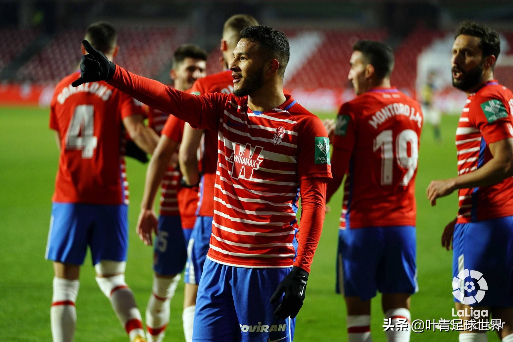 欧联倒计时,尼斯加时末段主帅复盘,细节引发关注,细节曝光,细节决定成败(正义与救赎的征程免费观看) 欧联倒计时,尼斯加时末段主帅复盘,细节引发关注,细节曝光,细节决定成败(正义与救赎的征程免费观看)