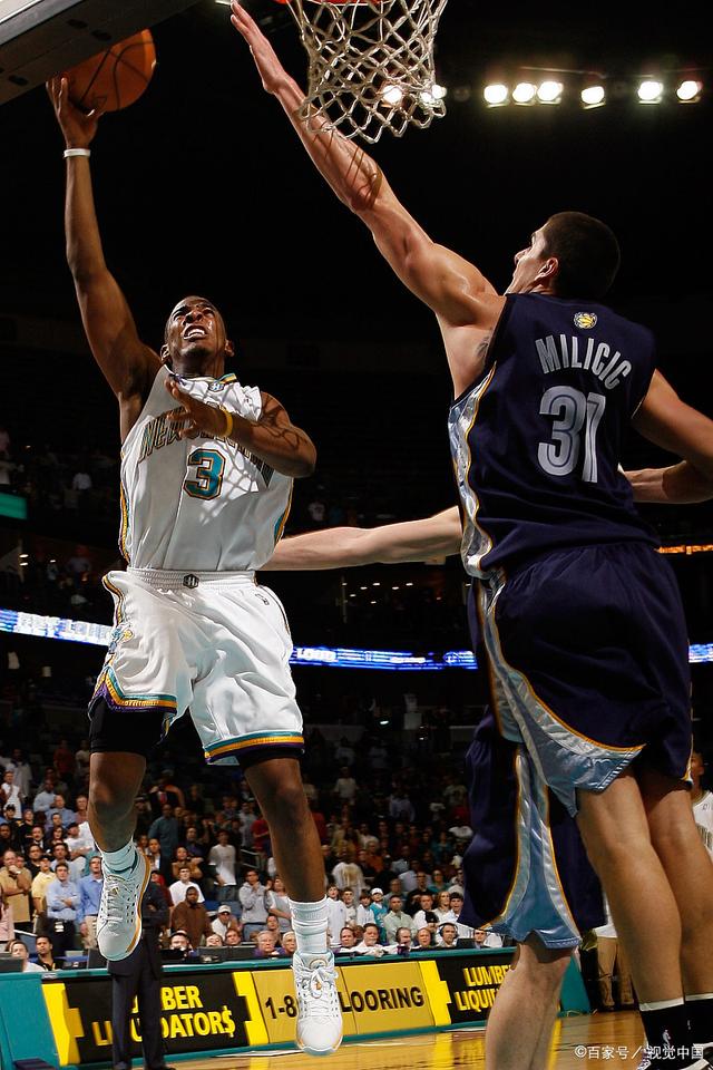 关于波尔图发布备战花絮;最后时刻豪取连胜;NBA总决赛任务艰巨;年轻球员获得机会的信息 关于波尔图发布备战花絮;最后时刻豪取连胜;NBA总决赛任务艰巨;年轻球员获得机会的信息