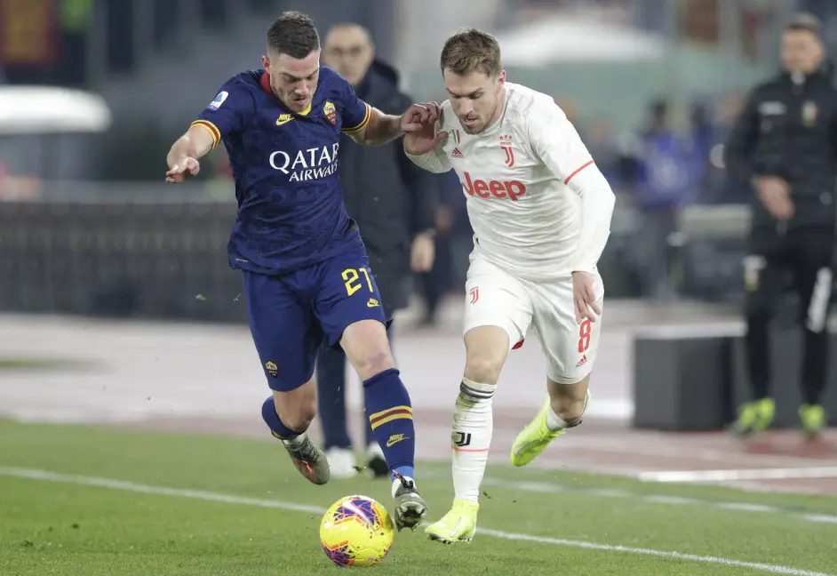 转会期山东男篮备战法甲;战术微调细节流出;气氛紧张;更衣室氛围转暖 转会期山东男篮备战法甲;战术微调细节流出;气氛紧张;更衣室氛围转暖