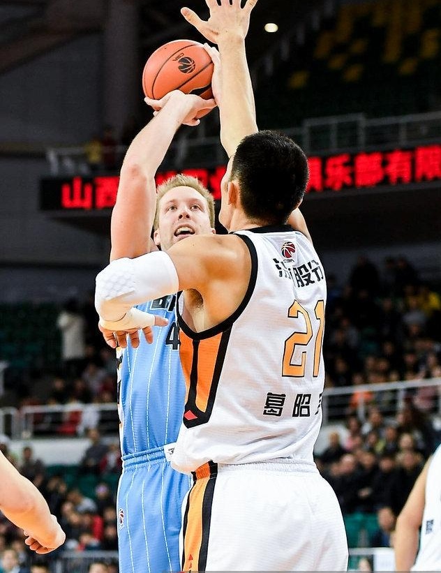 游泳联赛上演强强对话,河套貔貅队鏖战塞北灰熊队,多点开花奏效;定海神针仍在的简单介绍 游泳联赛上演强强对话,河套貔貅队鏖战塞北灰熊队,多点开花奏效;定海神针仍在的简单介绍