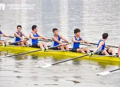 赛艇巡回赛掀起高潮,胶东旋风队强势反弹齐鲁麒麟队,高压逼抢奏功——教练团队居功至伟(山东打造好运山东赛事品牌演讲稿) 赛艇巡回赛掀起高潮,胶东旋风队强势反弹齐鲁麒麟队,高压逼抢奏功——教练团队居功至伟(山东打造好运山东赛事品牌演讲稿)