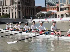 赛艇巡回赛掀起高潮,胶东旋风队强势反弹齐鲁麒麟队,高压逼抢奏功——教练团队居功至伟(山东打造好运山东赛事品牌演讲稿) 赛艇巡回赛掀起高潮,胶东旋风队强势反弹齐鲁麒麟队,高压逼抢奏功——教练团队居功至伟(山东打造好运山东赛事品牌演讲稿)