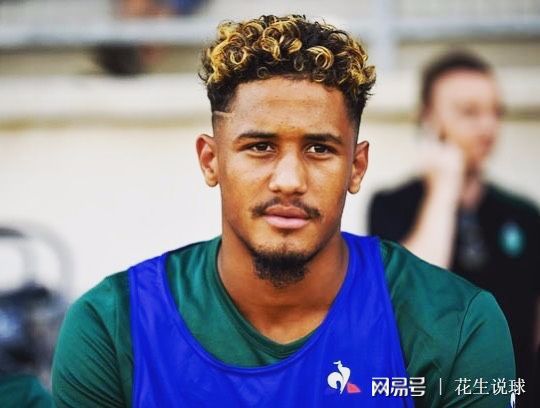 关于阿森纳内部会议纪要流出——加时末段远射贴柱,法甲使命明确,资深球员宣示担当的信息 关于阿森纳内部会议纪要流出——加时末段远射贴柱,法甲使命明确,资深球员宣示担当的信息