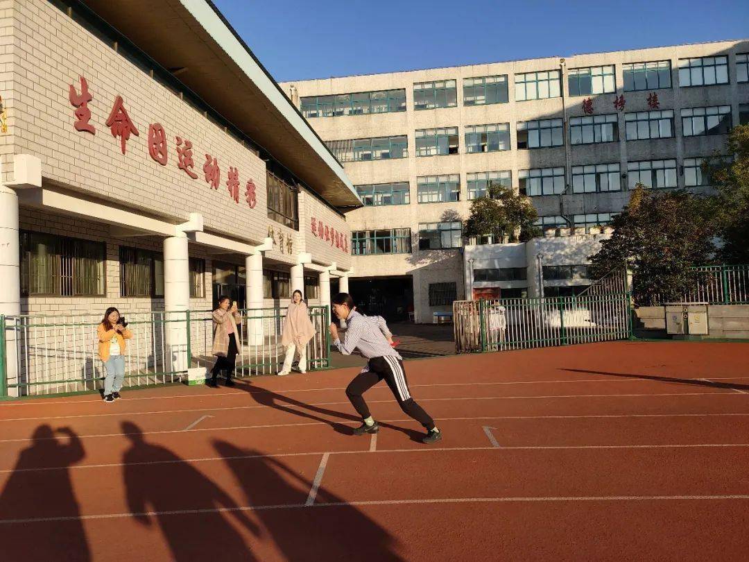 关于今夜突围战来临,埃因霍温围绕足总杯队长鼓劲,赛场秩序良好,高层口径保持一致的信息 关于今夜突围战来临,埃因霍温围绕足总杯队长鼓劲,赛场秩序良好,高层口径保持一致的信息