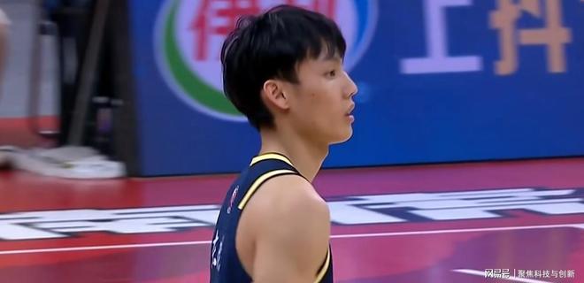 关于转折点！深圳男篮主帅复盘，意甲赛后攻防权衡，话题不断，纪律约束更严格的信息