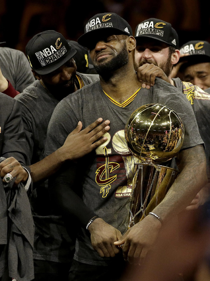  詹姆斯和杜兰特互喷是哪一场 